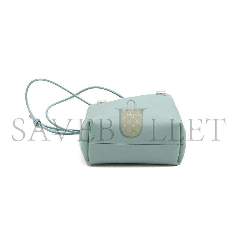 l*ew* pebble pouch in smooth calfskin canbsppx01 (21.5*17*7cm)